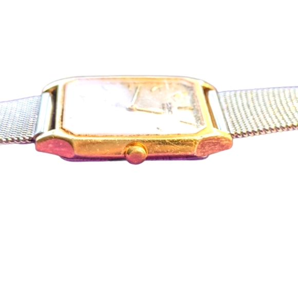 Seiko Gent's Quartz Ultra Thin Dress Watch - Picture 4 of 8